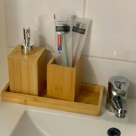 Cosy Avec Netflix Et Parking Gratuit דירה